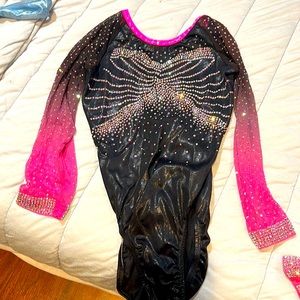 Competition gymnastics Leo